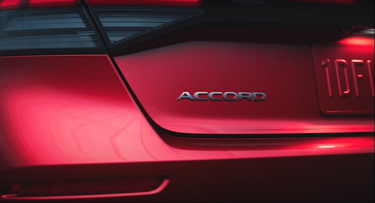 Looping video of the 2024 Honda Accord.